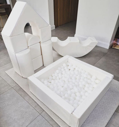 Castle | Lilac & White